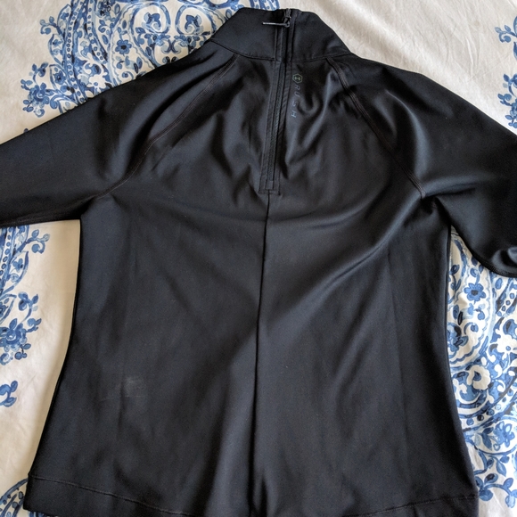 NWT Under Armour long sleeve Black top (S) - Picture 5 of 12